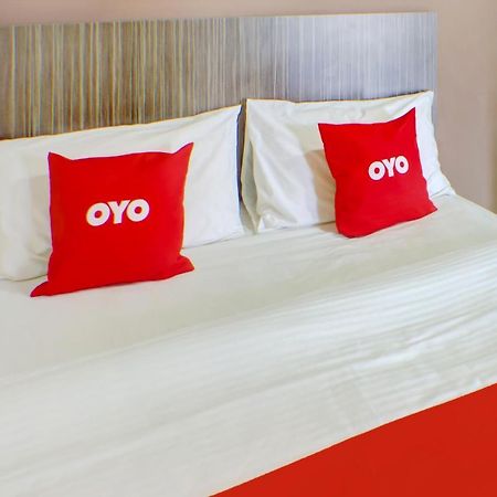 Oyo 89985 Js Hotel Johor Bahru Zewnętrze zdjęcie