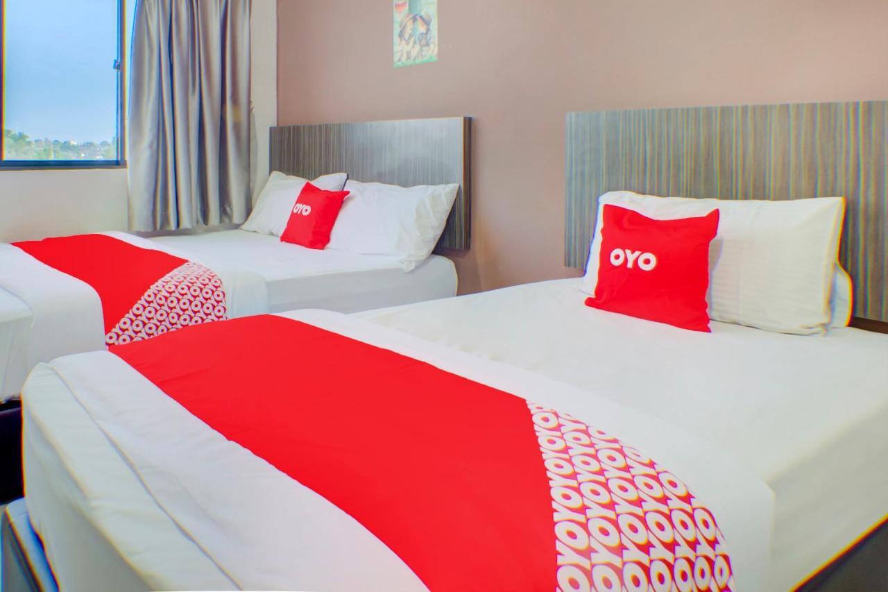 Oyo 89985 Js Hotel Johor Bahru Zewnętrze zdjęcie