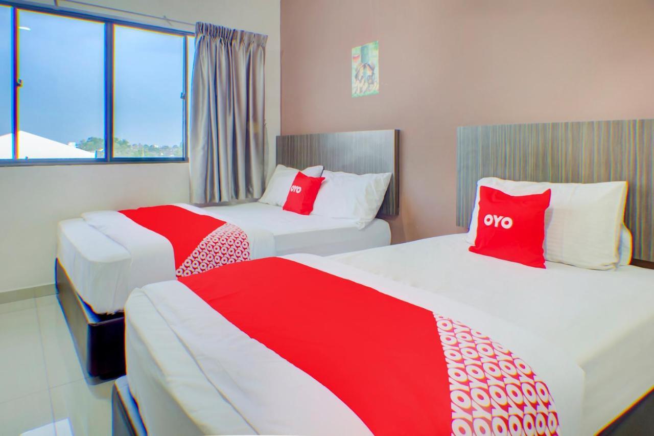 Oyo 89985 Js Hotel Johor Bahru Zewnętrze zdjęcie